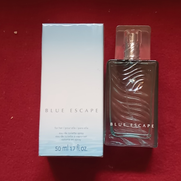 Blue Escape by Avon (New & Sealed) - Picture 1 of 1